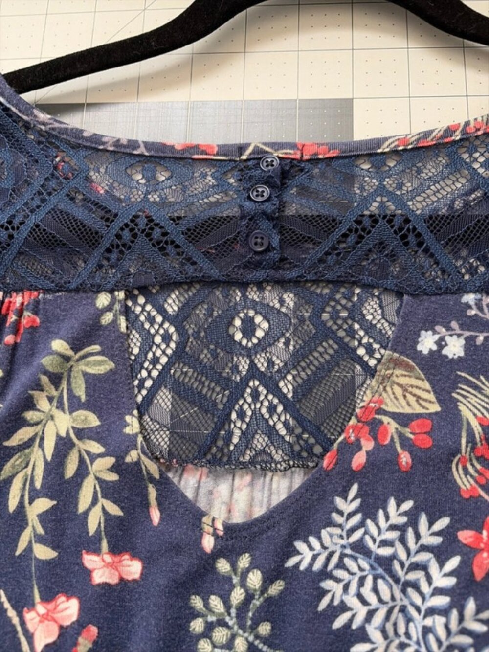 Top short sleeve - Picture 5 of 6